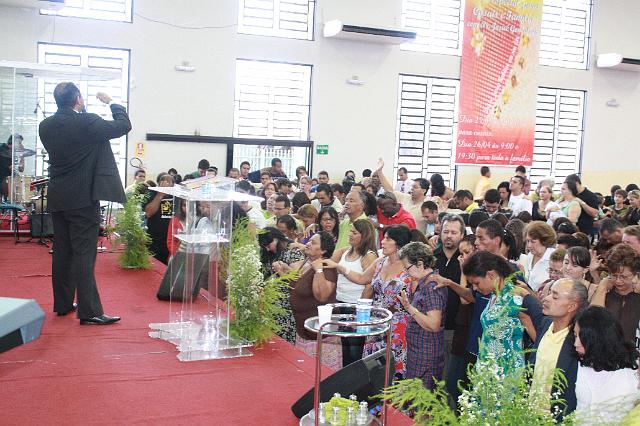 Josue Conçalves 023.jpg - Pr. Josué Gonçalves ministrando